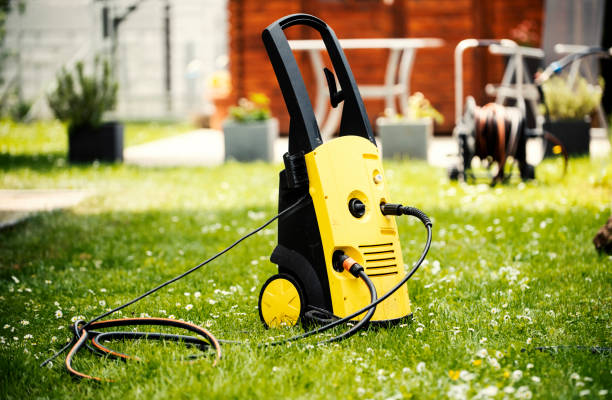 Best Animal Enclosure Cleaning  in Sand Springs, OK